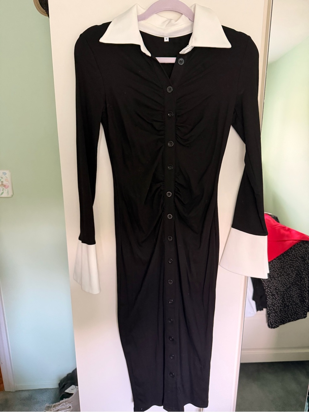 Black and White Ruched Button-Front Long Sleeve Dress